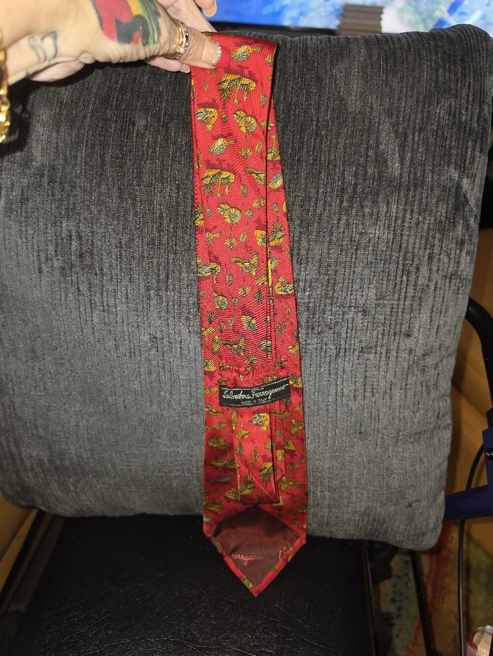 Vintage Salvatore Ferragamo 100% Silk Necktie